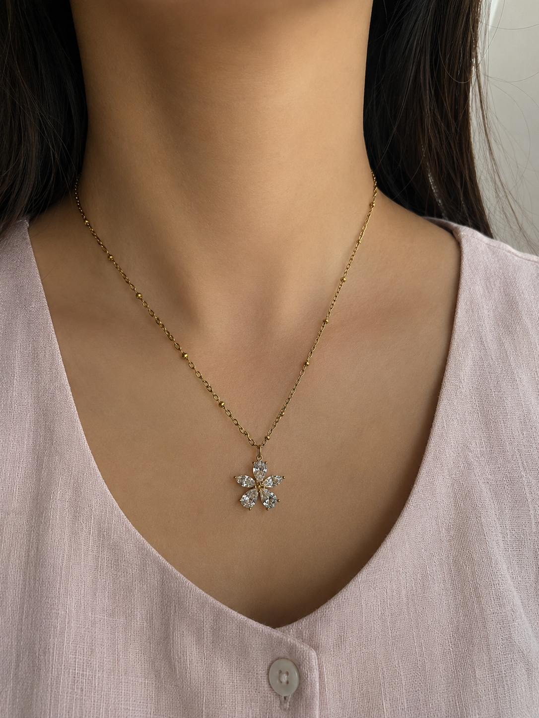 Crsytal Bloom Necklace