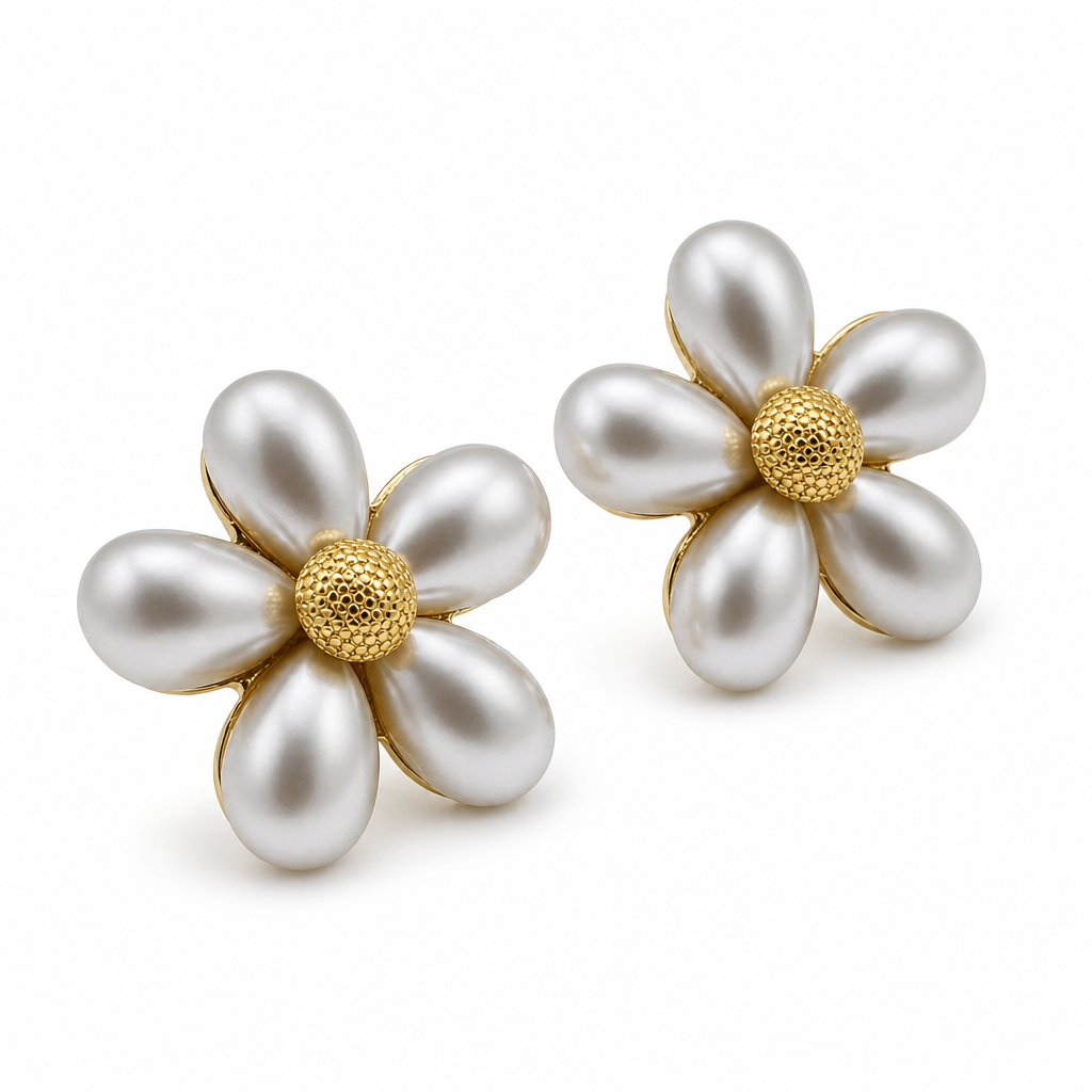 Pearl Daisy Studs