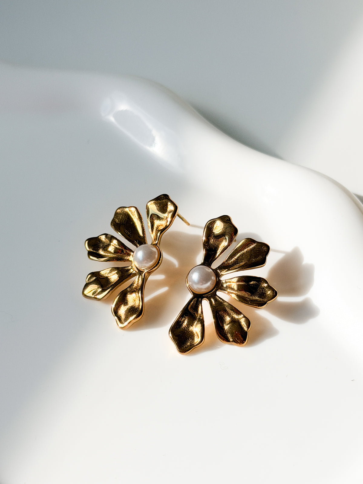 Sculpted Floral Pearl Stud Earrings