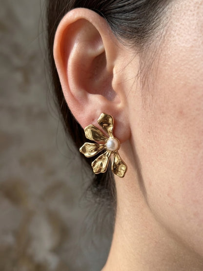 Sculpted Floral Pearl Stud Earrings